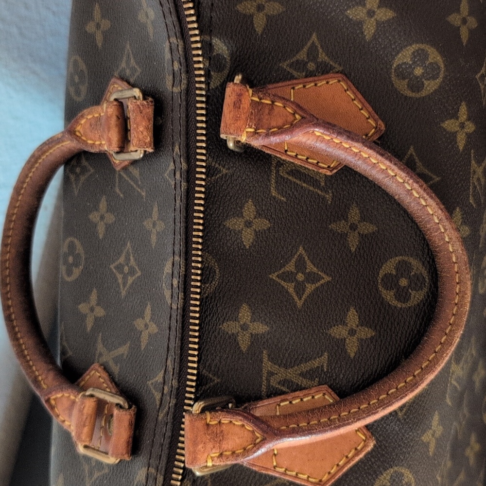 Louis Vuitton Monogram Canvas Handbag - Picture 5 of 15